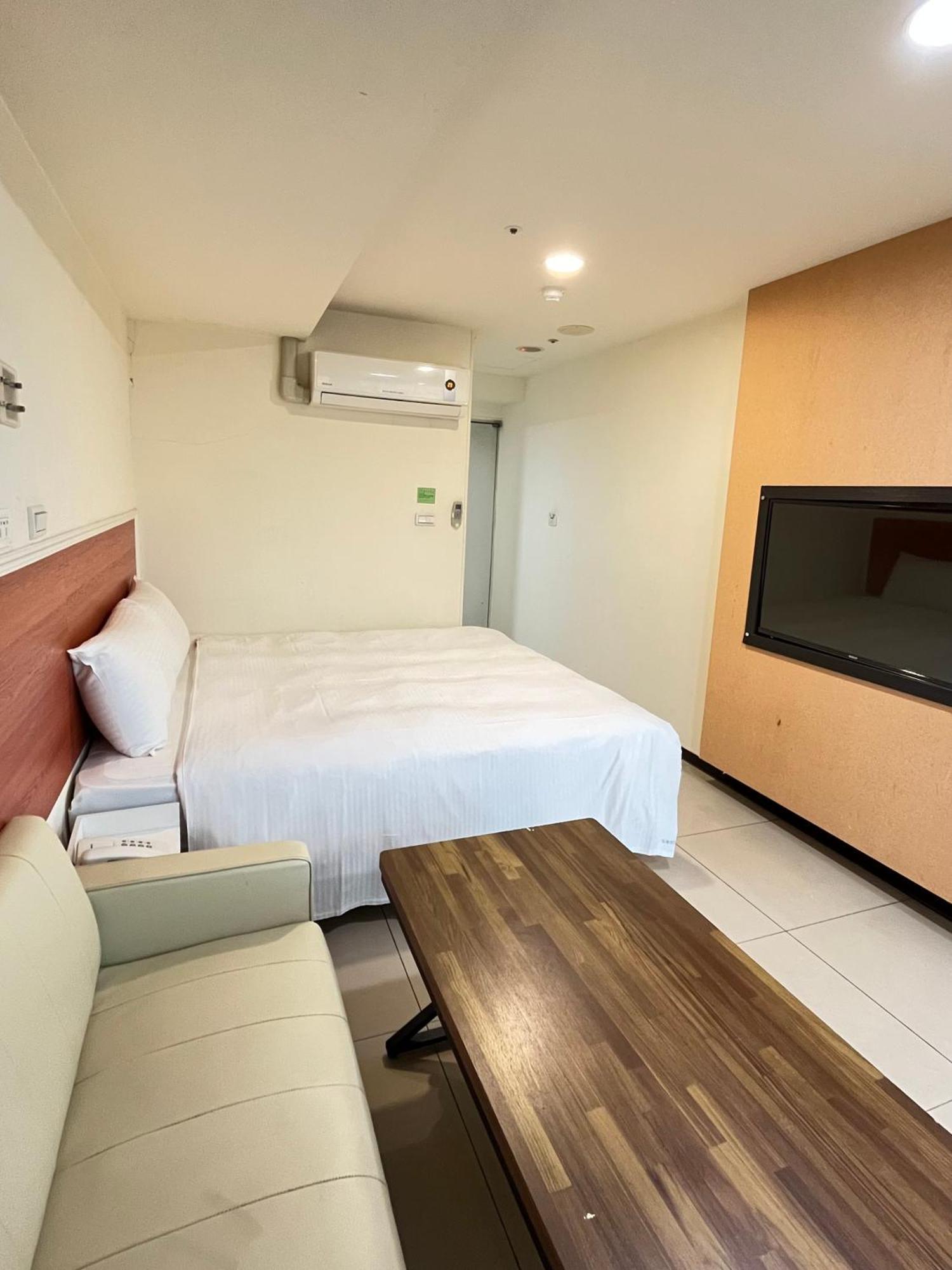 Yi Dian Yuan Hotel Zhongli Esterno foto