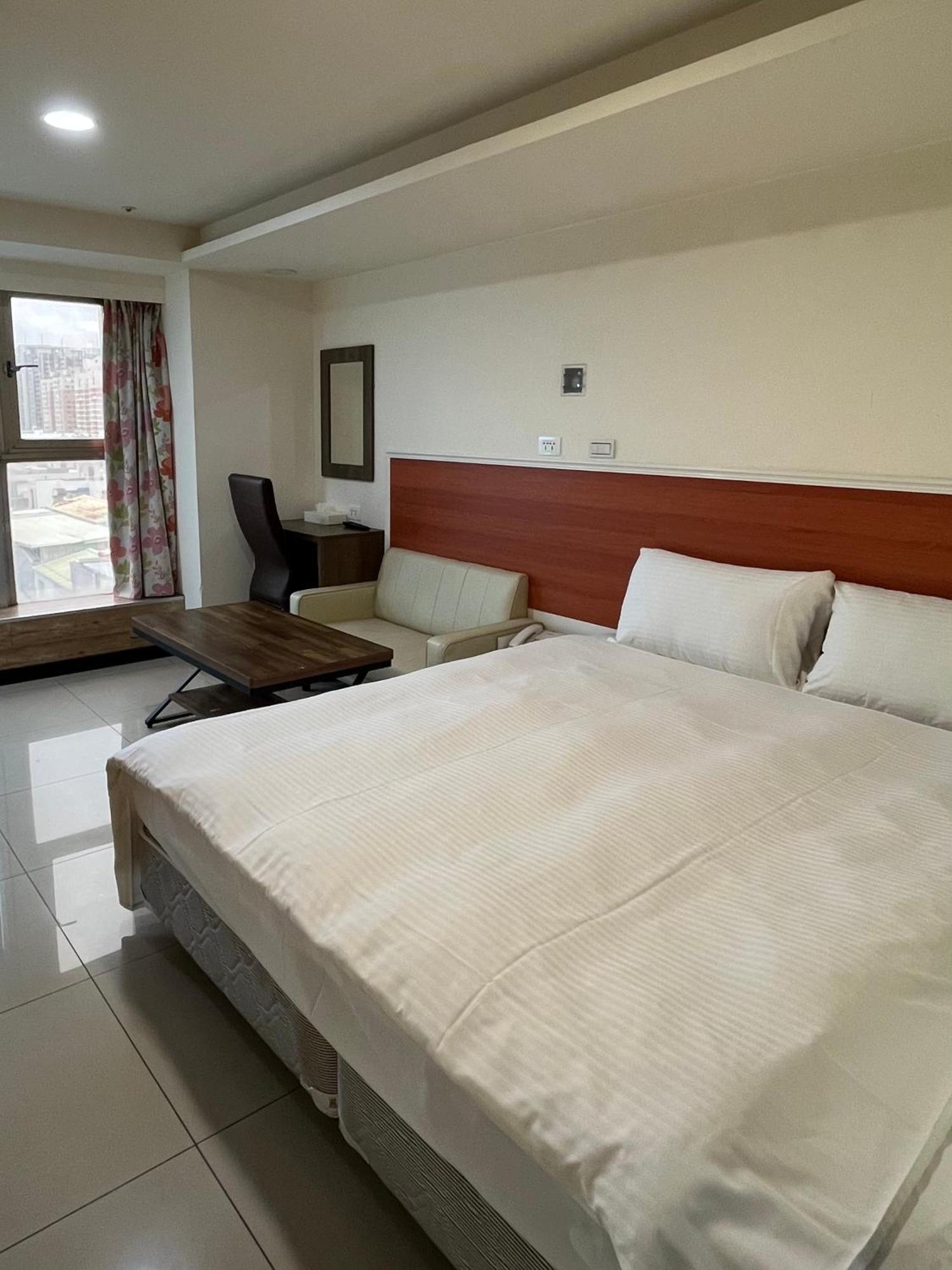 Yi Dian Yuan Hotel Zhongli Esterno foto