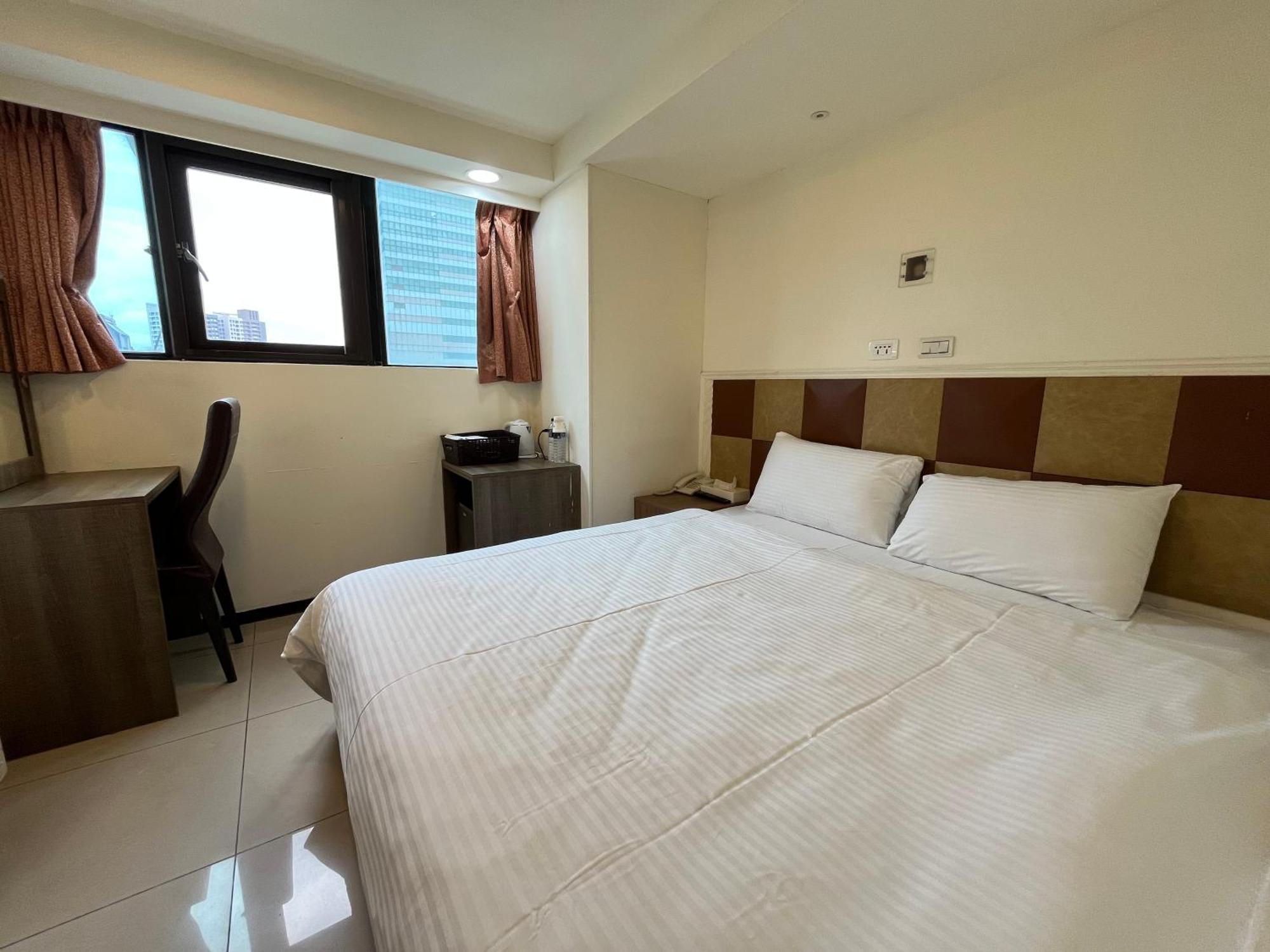 Yi Dian Yuan Hotel Zhongli Esterno foto